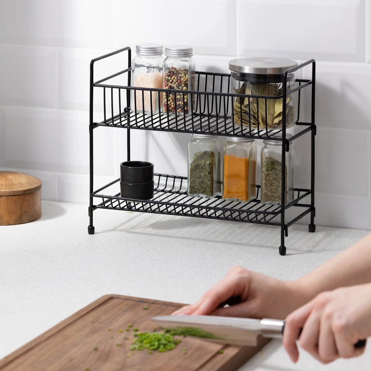 Navaris Stalen Kruidenrekje 2 Etages - Kruidenrek Staand - Rek Voor Kruidenpotjes En Glaasjes - Multifunctionele Organizer Voor Keuken En Badkamer - Afbeelding 4