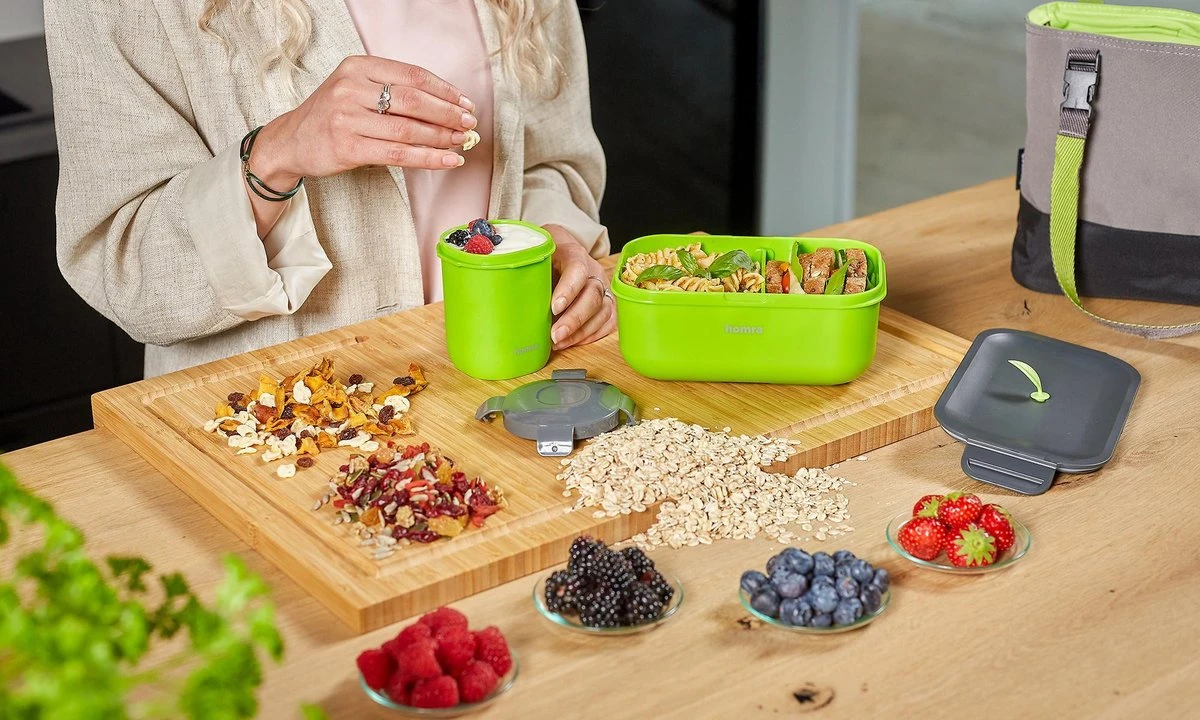 Homra Lunchset In Tas BREAQ Green - Broodtrommel - Yoghurtbeker - Koeltas - Lunch To Go - Duurzaam Kunststof - BPA Vrij - Lunchtrommel - Magnetron, Diepvries, Vaatwasser Bestendig - Grijs Met Groen - Picknick - Kantoor - School - Vers Houden - Afbeelding 6